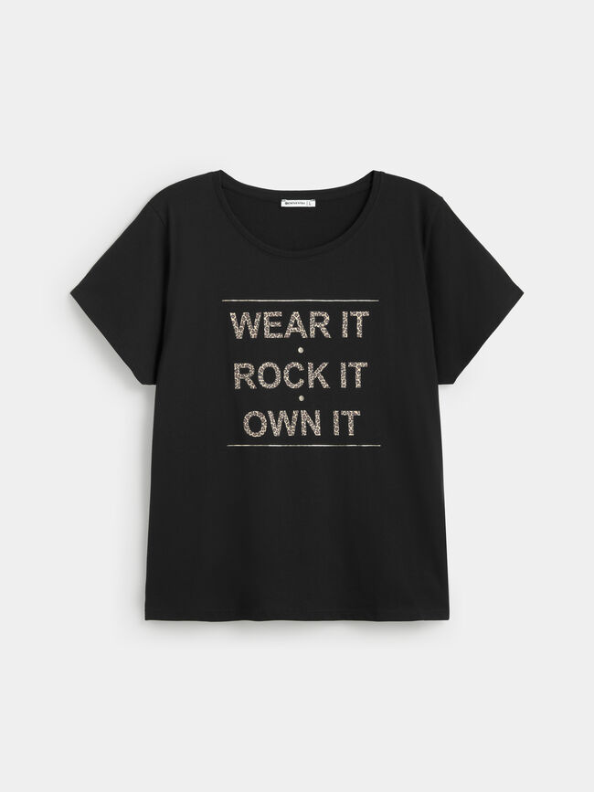 CAMISETA LETRAS ANIMAL Negro