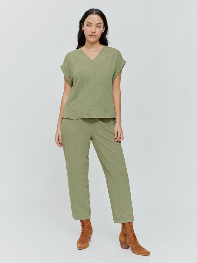 BLUSA ESCOTE PICO Kaki