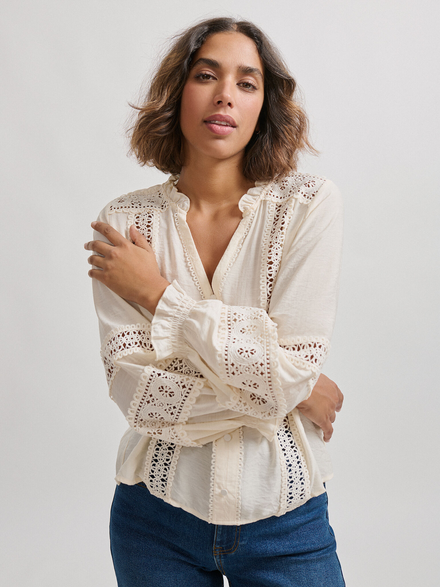 BLUSA MANGAS BORDADAS ENCUENTROMODA ENCUENTRO