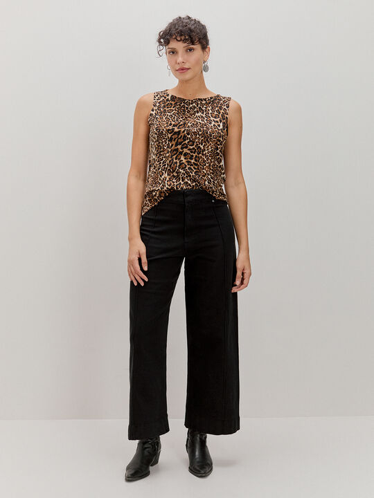 CAMISETA DETALLE STRASS Negro image number null