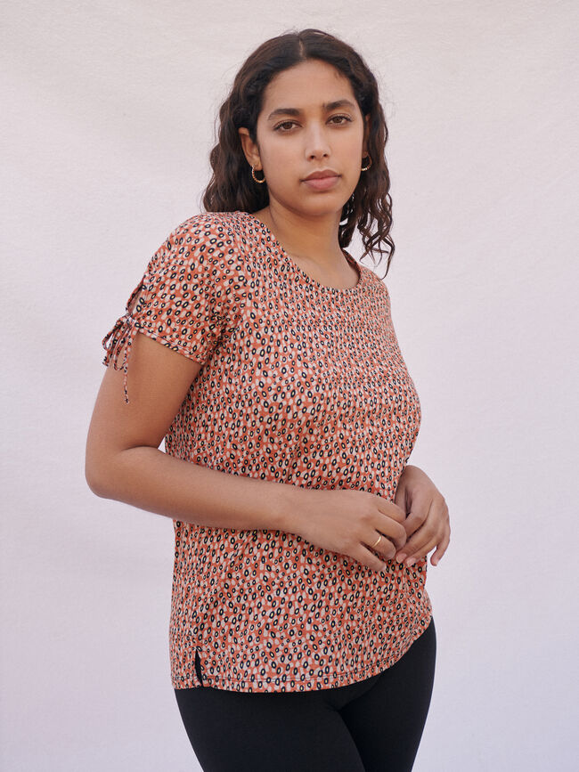 Camiseta detalle nudo 100% algodón Estampado 4