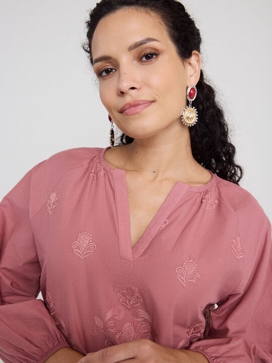BLUSA ABULLONADA BORDADA Rosa Colorete image number null