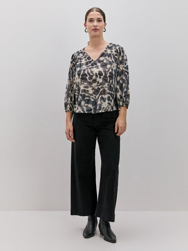 blusa volumen manga Negro