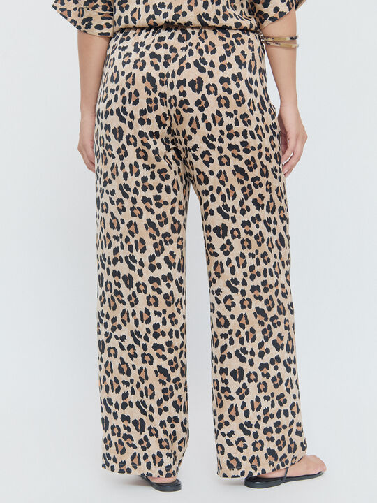 PANTALON FLUIDO Negro image number null