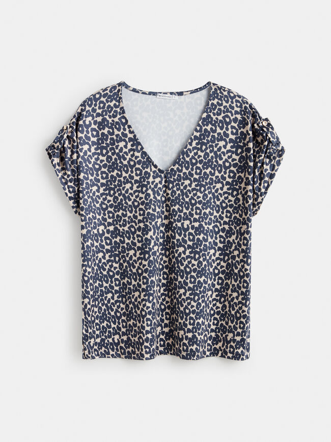 CAMISETA ESCOTE PICO Estampado 3