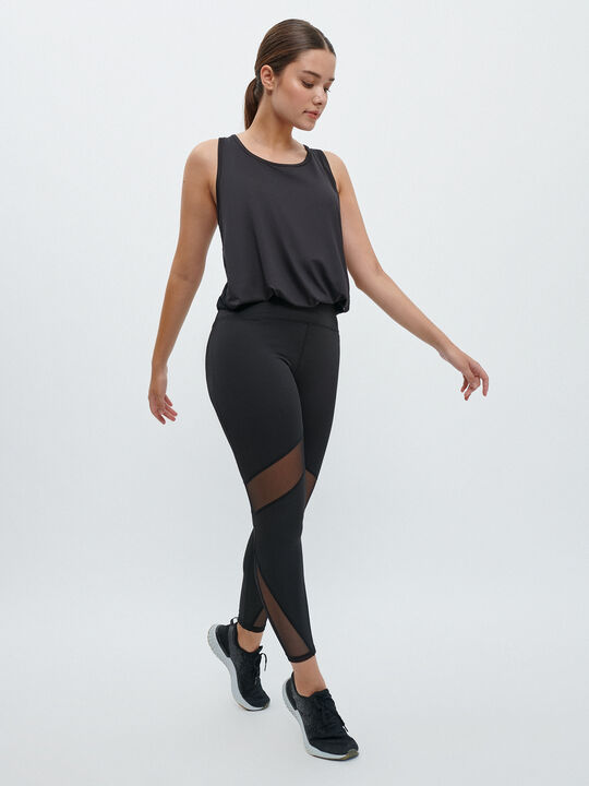 TOP DEPORTIVO MESH Negro image number null