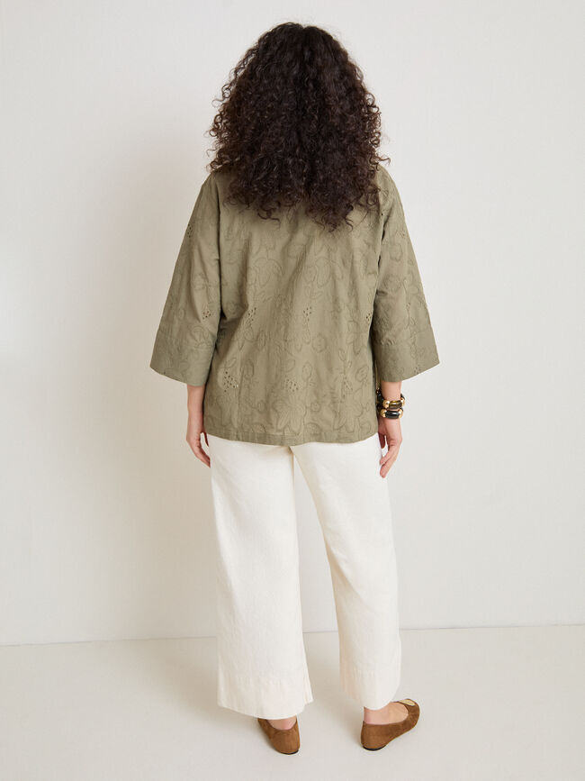 CHAQUETA DETALLE TROQUELADOS Kaki