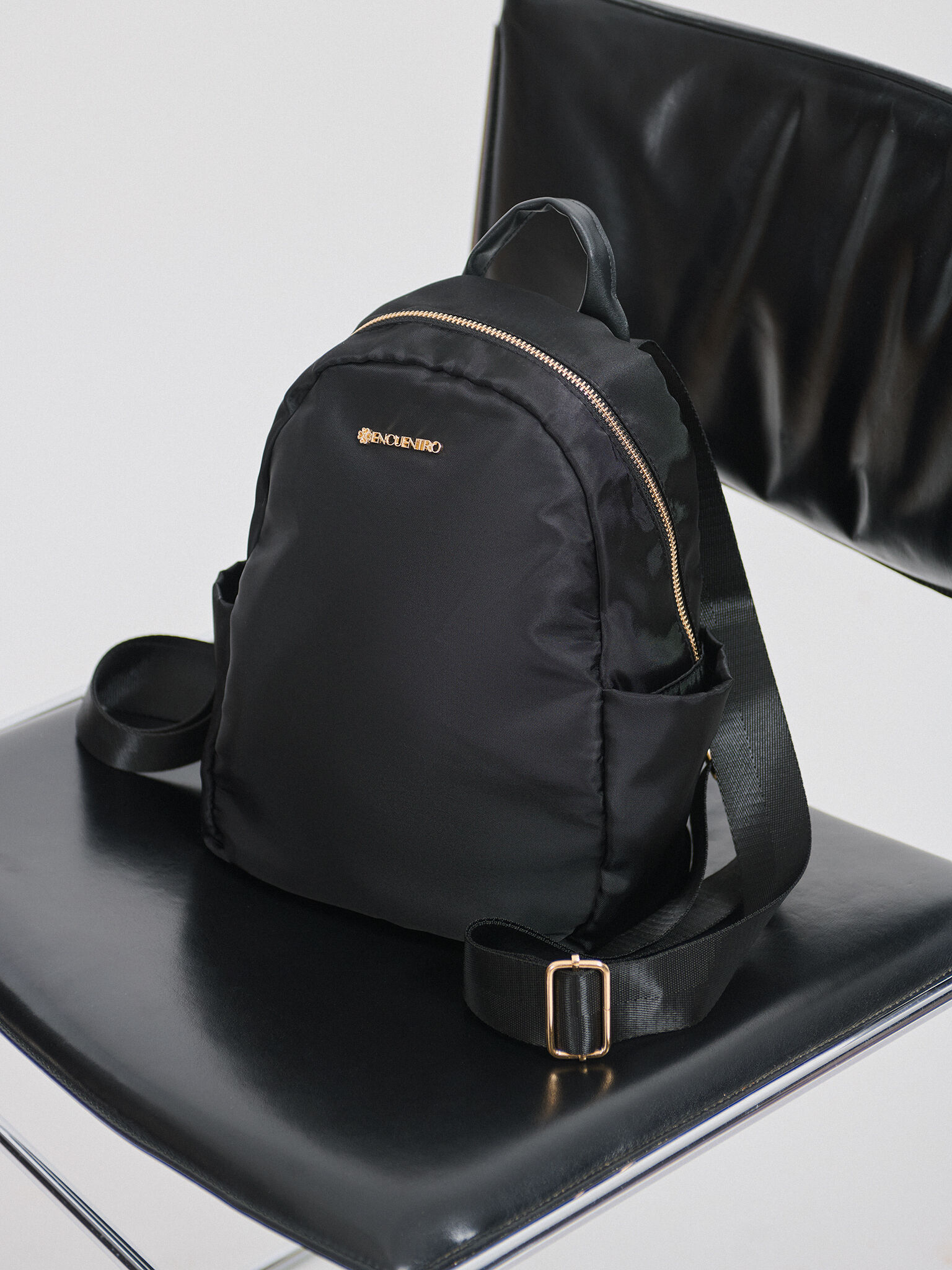 MOCHILA ENCUENTROMODA ENCUENTRO