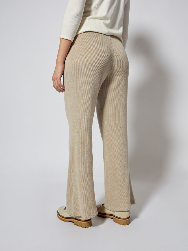 PANTALÓN DETALLE CANALÉ Beige