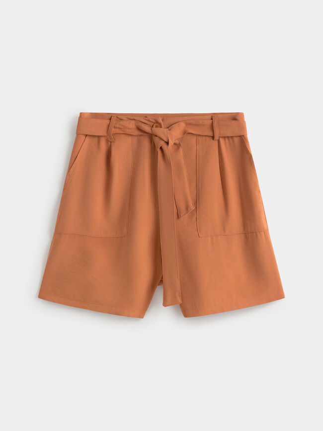 SHORT CON CINTURÓN Marron viejo