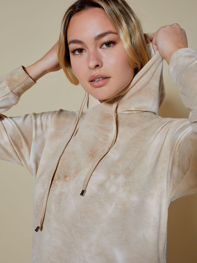 vestido largo capucha Beige