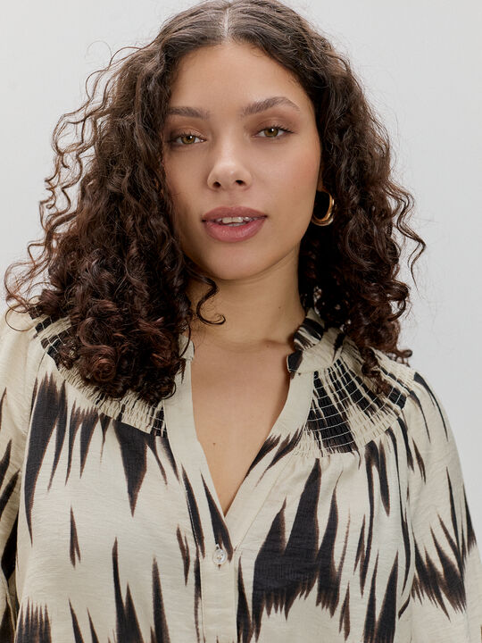 BLUSA CANESU GOMAS Piedra image number null