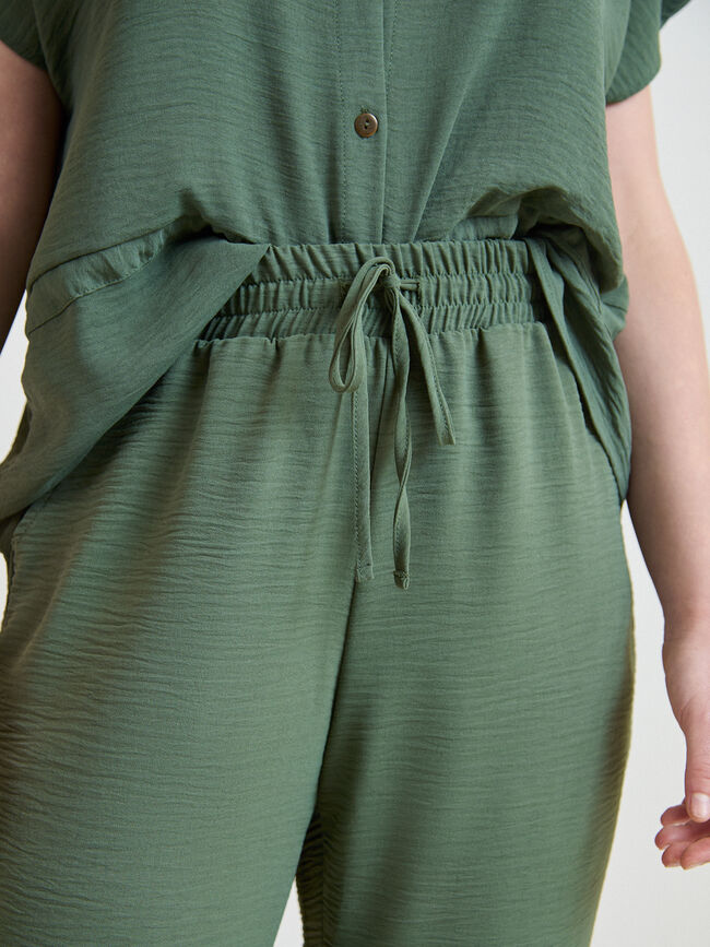PANTAL&Oacute;N JOGGER Verde oscuro