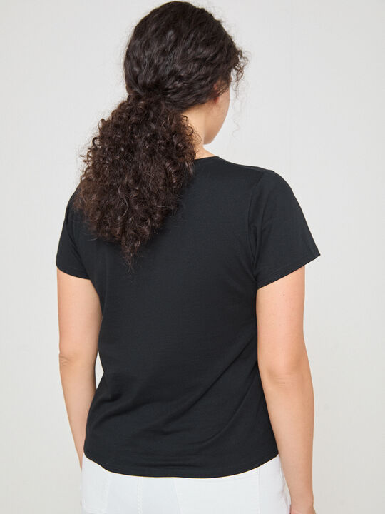 CAMISETA LETRAS ANIMAL Negro image number null