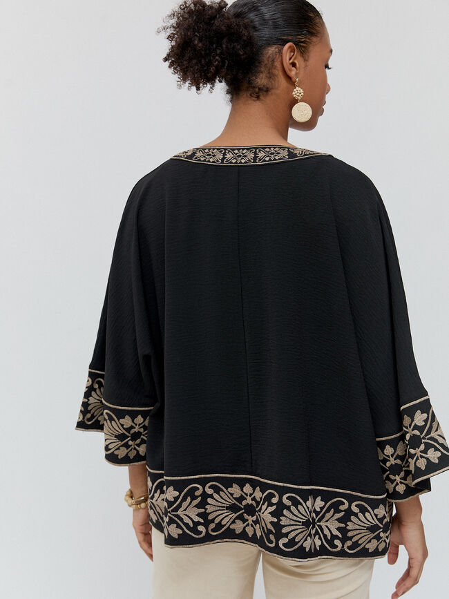 KIMONO FLUIDO BORDADO Negro