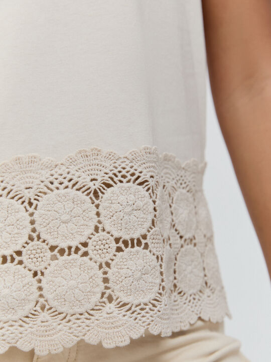 CAMISETA CROCHET BAJO Blanco Hueso image number null