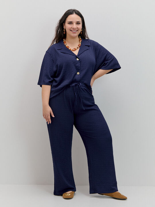 PANTALON TEXTURA Azul Noche image number null