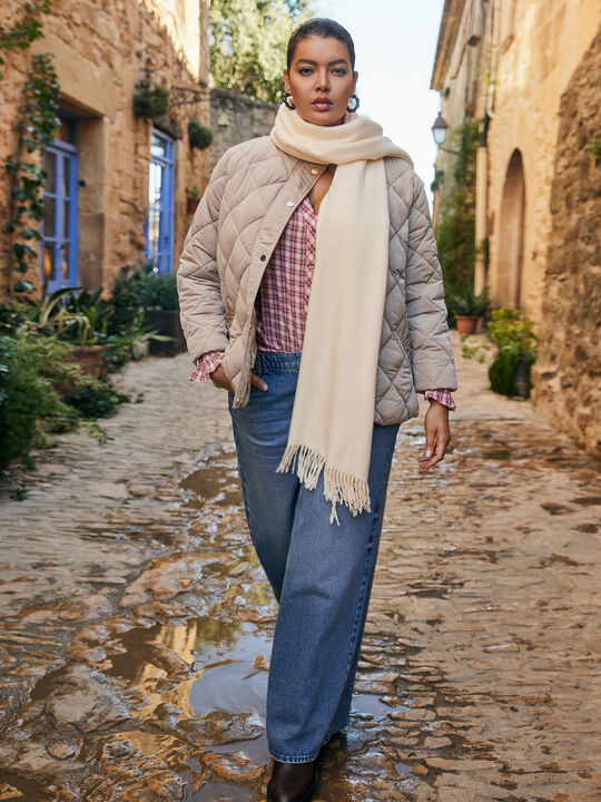 CHAQUETA ACOLCHADA ANCHA Beige image number null