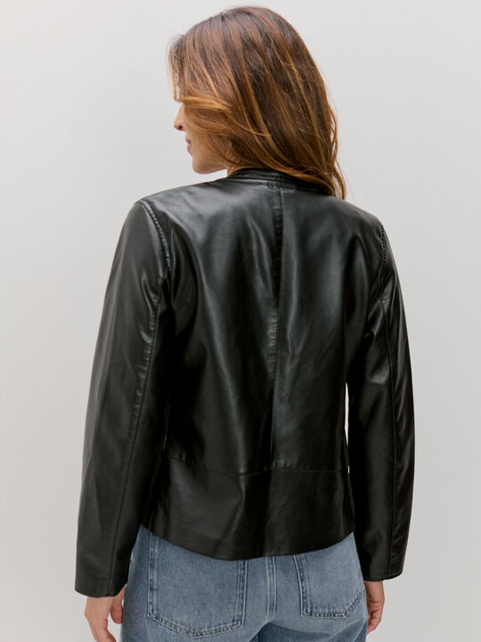 CAZADORA EFECTO PIEL CUELLO MAO Negro image number null