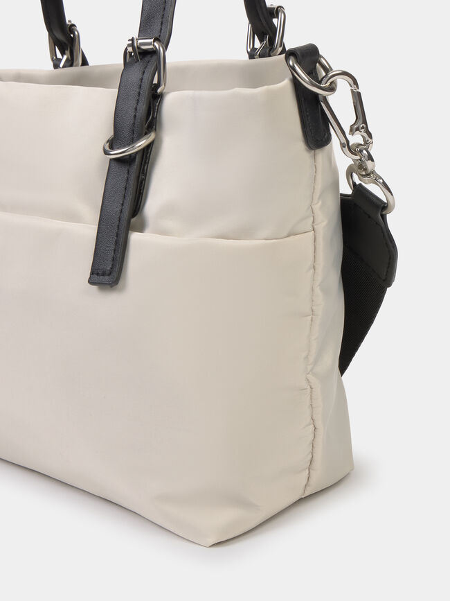 BOLSO B&Aacute;SICO NYLON Crudo