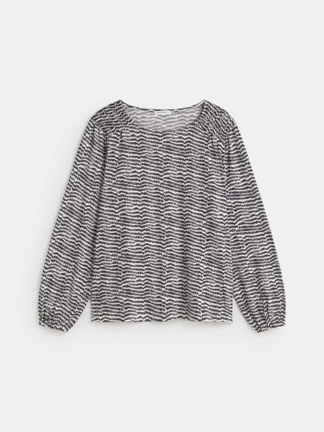 CAMISETA PIEZA HOMBRO Estampado 2