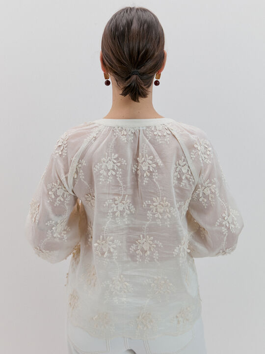 CAMISA FLOR 3D Beige image number null