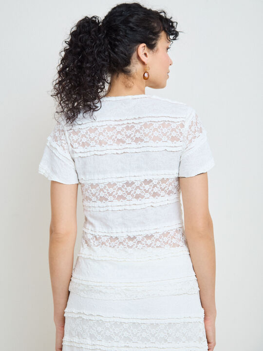 CAMISETA BLONDA ESCOTE PICO MGA VOLANTE Blanco Hueso image number null