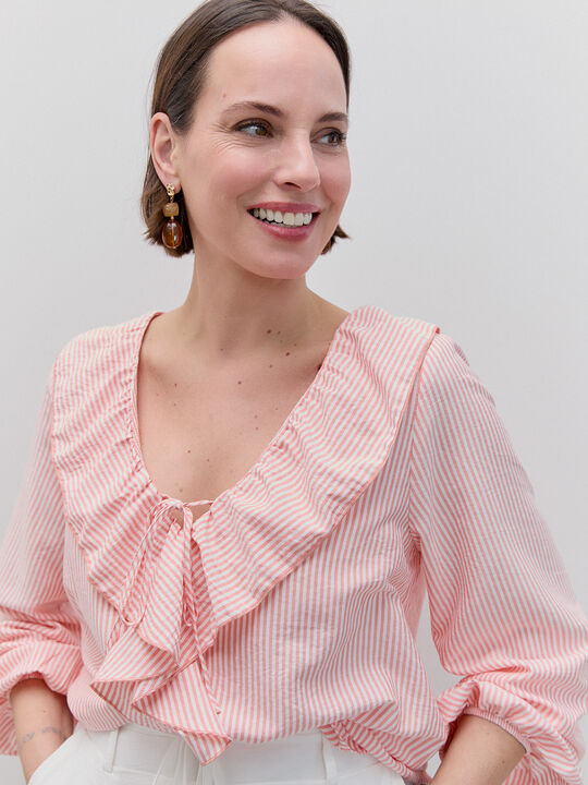BLUSA VOLANTES RAYAS Coral image number null