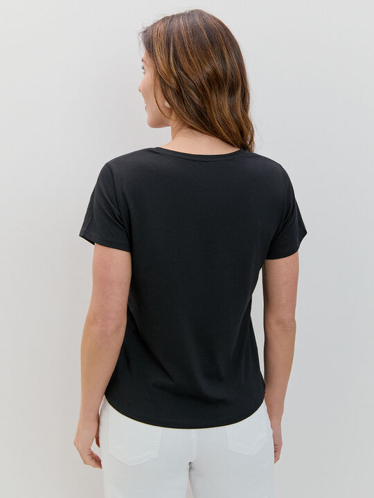 CAMISETA COLLAGE ANIMAL Negro image number null