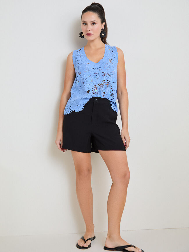 SHORT CON BOLSILLOS Negro
