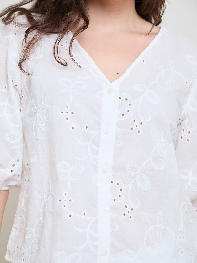 BLUSA TROQUELADA ABULLONADA Blanco Optico