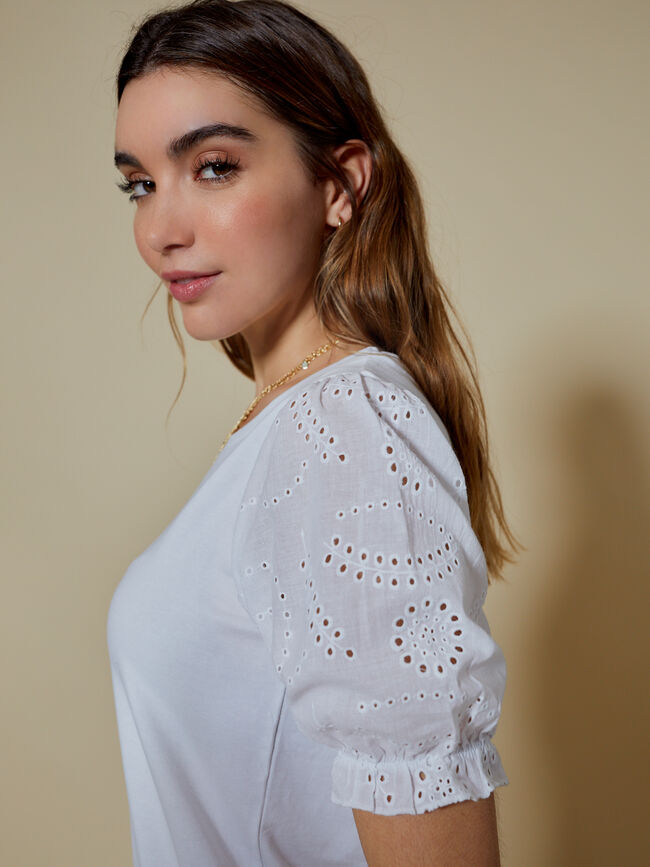 camiseta detalle calados en mangas Blanco Optico