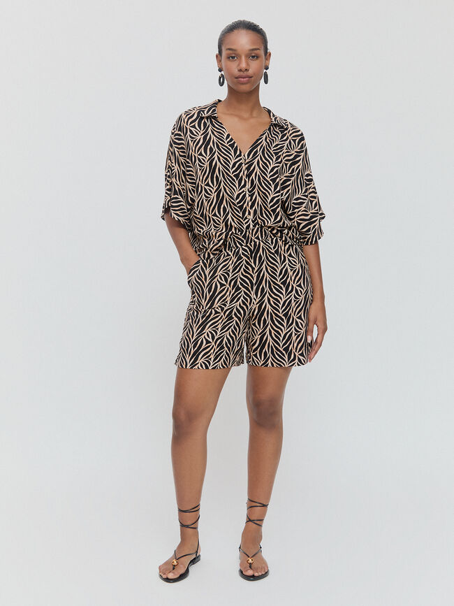 short estampado Negro