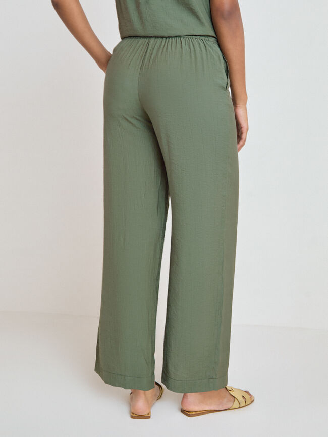 PANTAL&Oacute;N LARGO FLUIDO Kaki