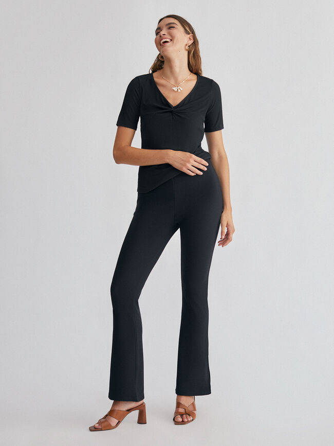 pantalon acampanado con abertura Negro