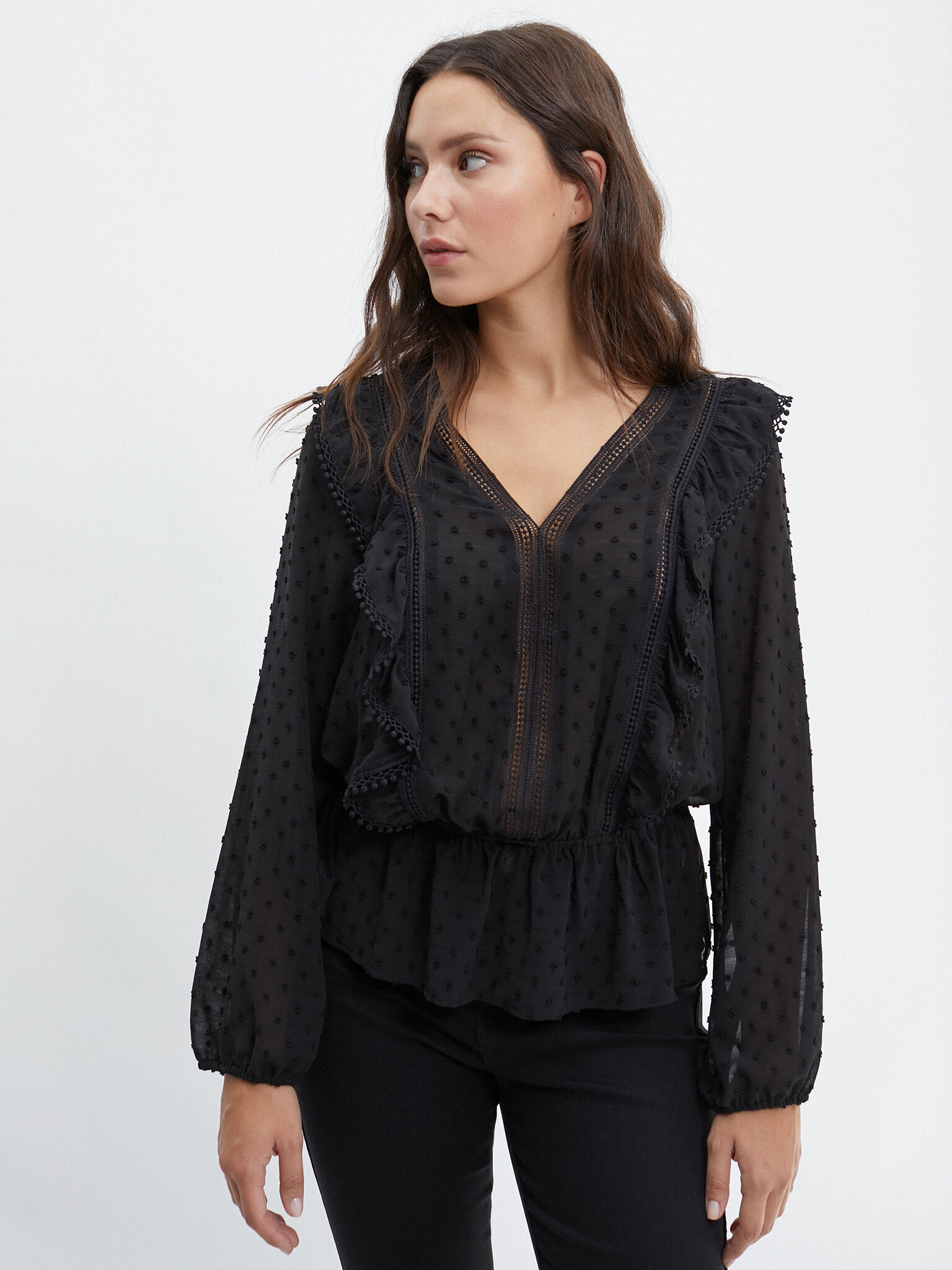 Blusa negra 2025 plumeti