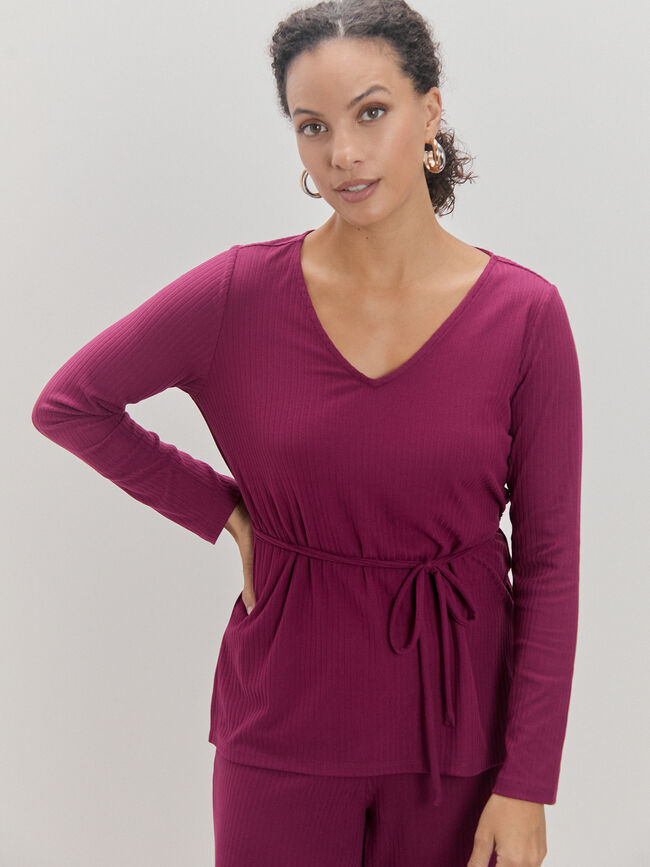 CAMISETA CUELLO PICO Berenjena