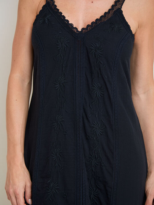 VESTIDO BORDADO Negro image number null