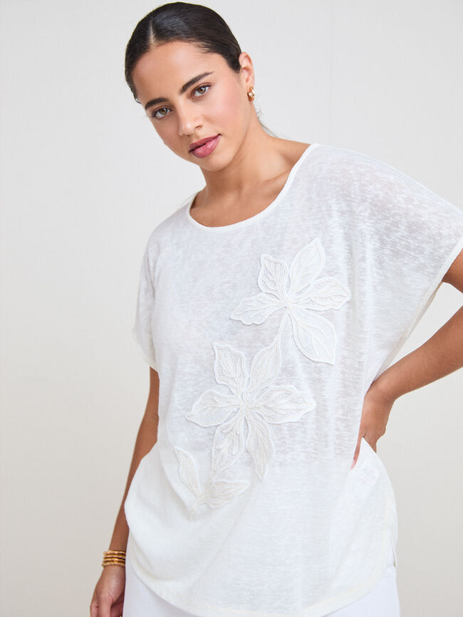 CAMISETA FLOR PARCHE Crudo