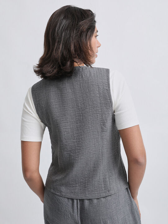CHALECO 3 BOTONES gris melange image number null