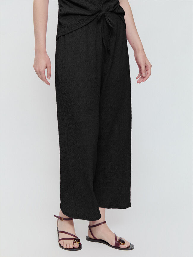 PANTALÓN EFECTO ARRUGADO Negro