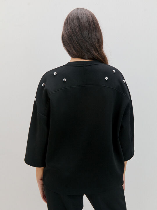 SUDADERA TACHAS Negro image number null