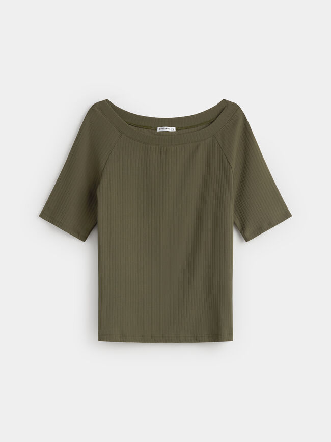 CAMISETA CUELLO BARCO Kaki
