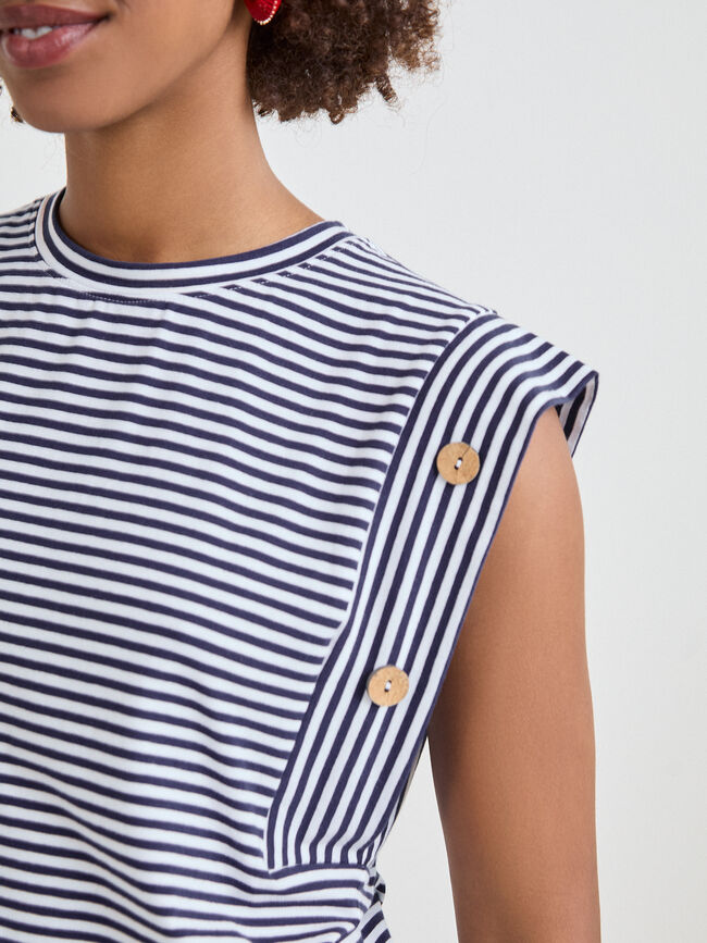 TOP DETALLE BOTON Estampado 1
