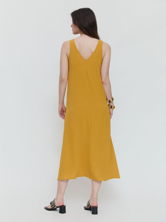 VESTIDO ANILLAS TIRANTE Mostaza image number null