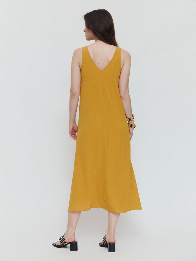 VESTIDO ANILLAS TIRANTE Mostaza
