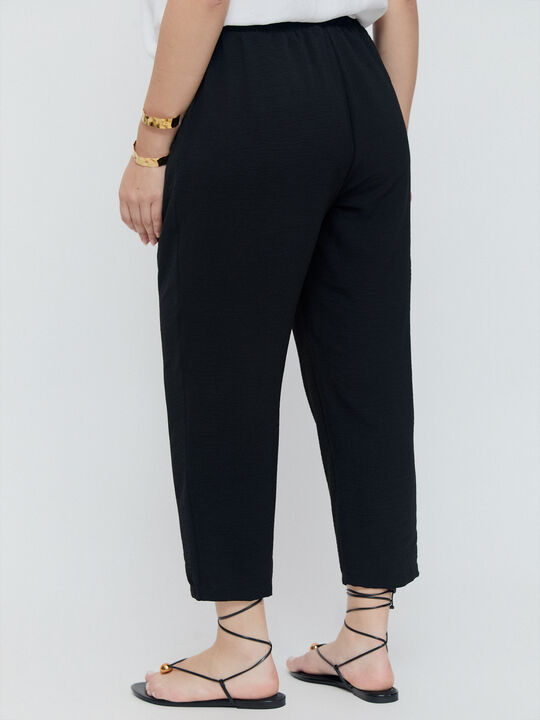 PANTALÓN FLUIDO Negro image number null