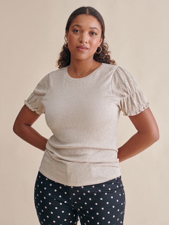 camiseta fruncido en manga Beige