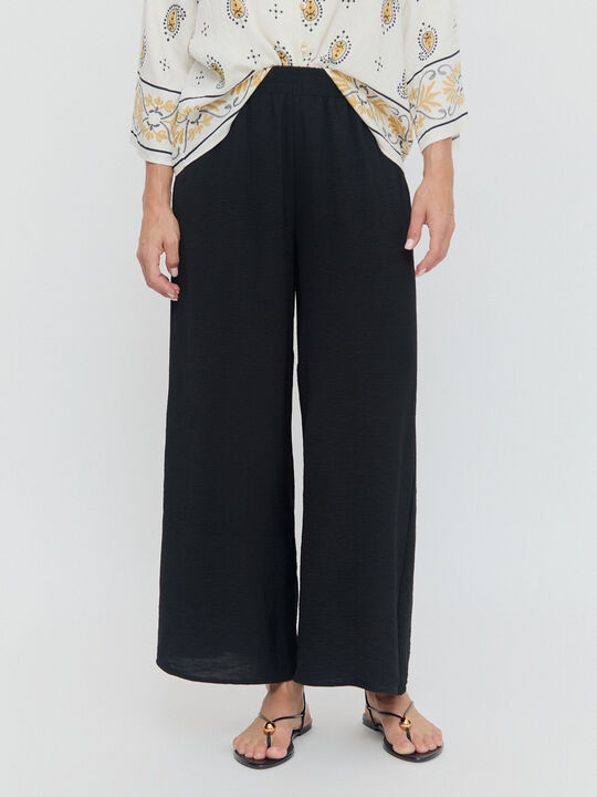 PANTALON ANCHO FLUIDO Negro image number null