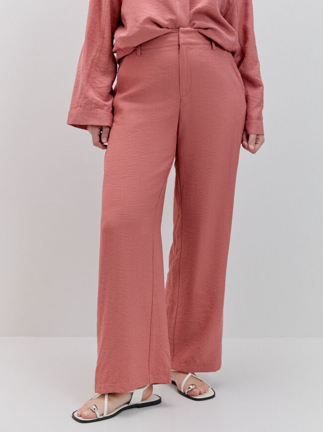 PANTAL&Oacute;N ANCHO Maquillaje Oscu